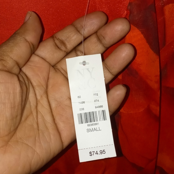 Dress - Picture 3 of 4